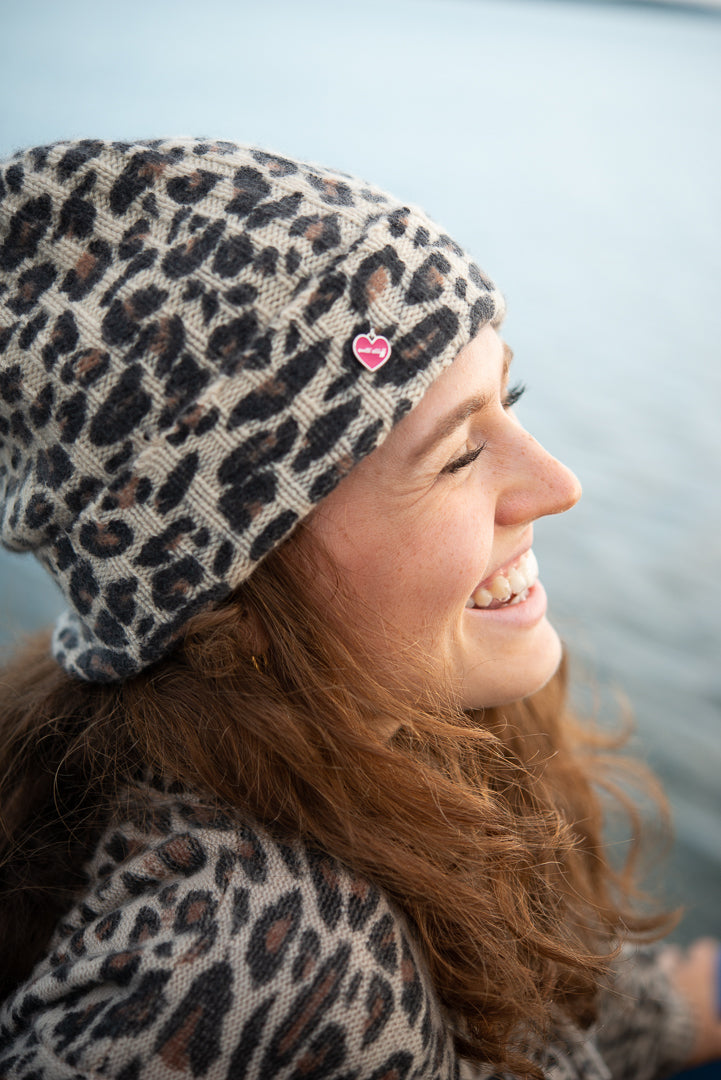 Mütze Mira-cs mit Leoprint