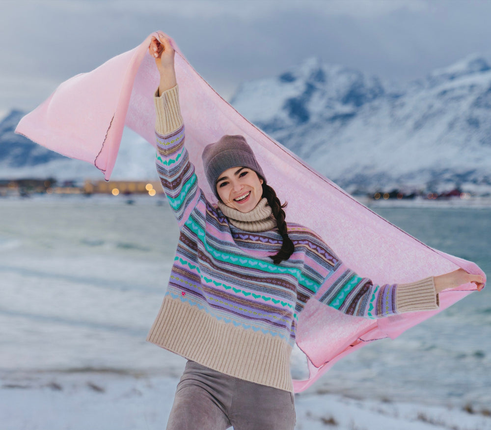 Edler Damenpullover aus dickem Kaschmir-Garn mit Intarsien-Strick und hohem Kragen-Modellbild-Norwegen