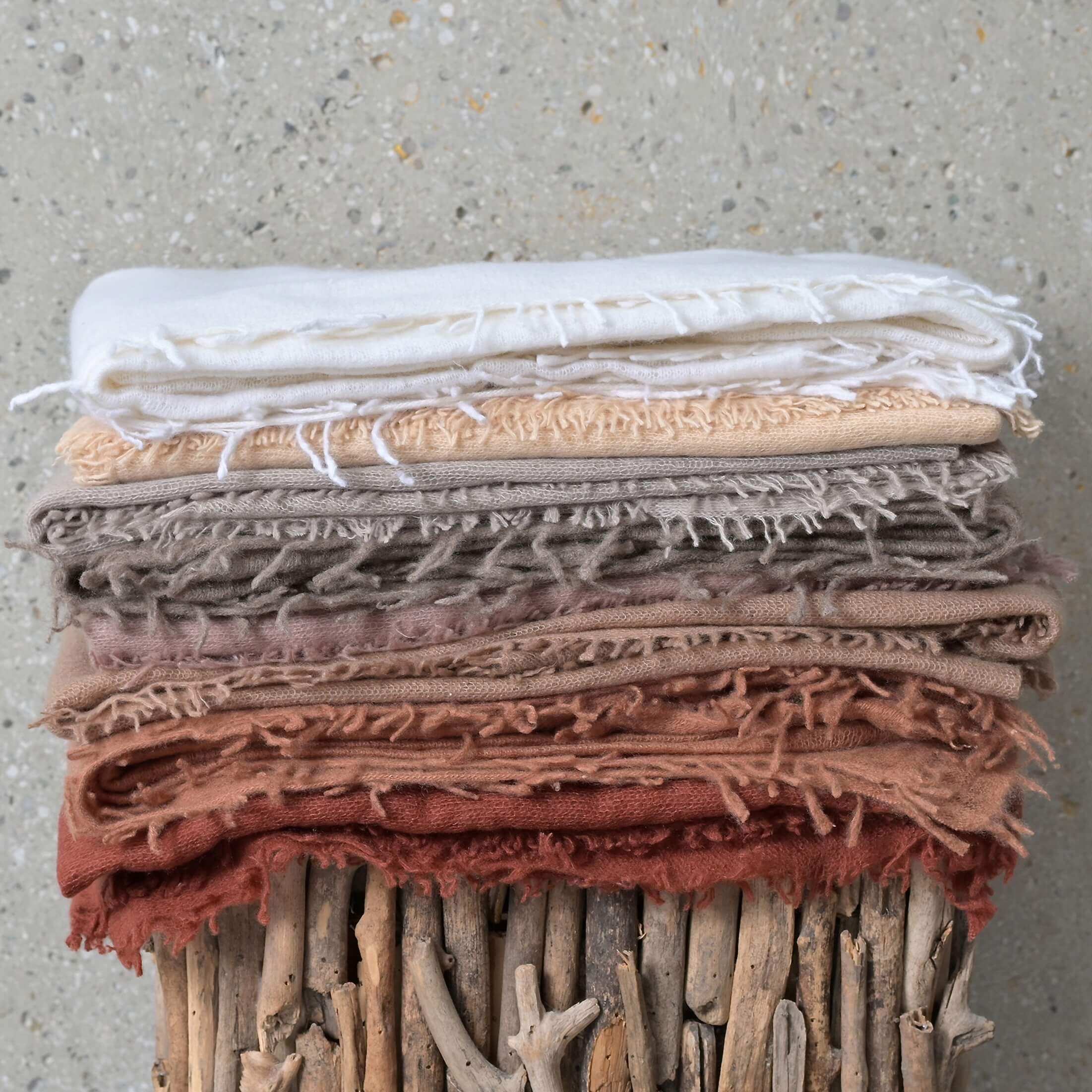 Feli-cs Schal beige 