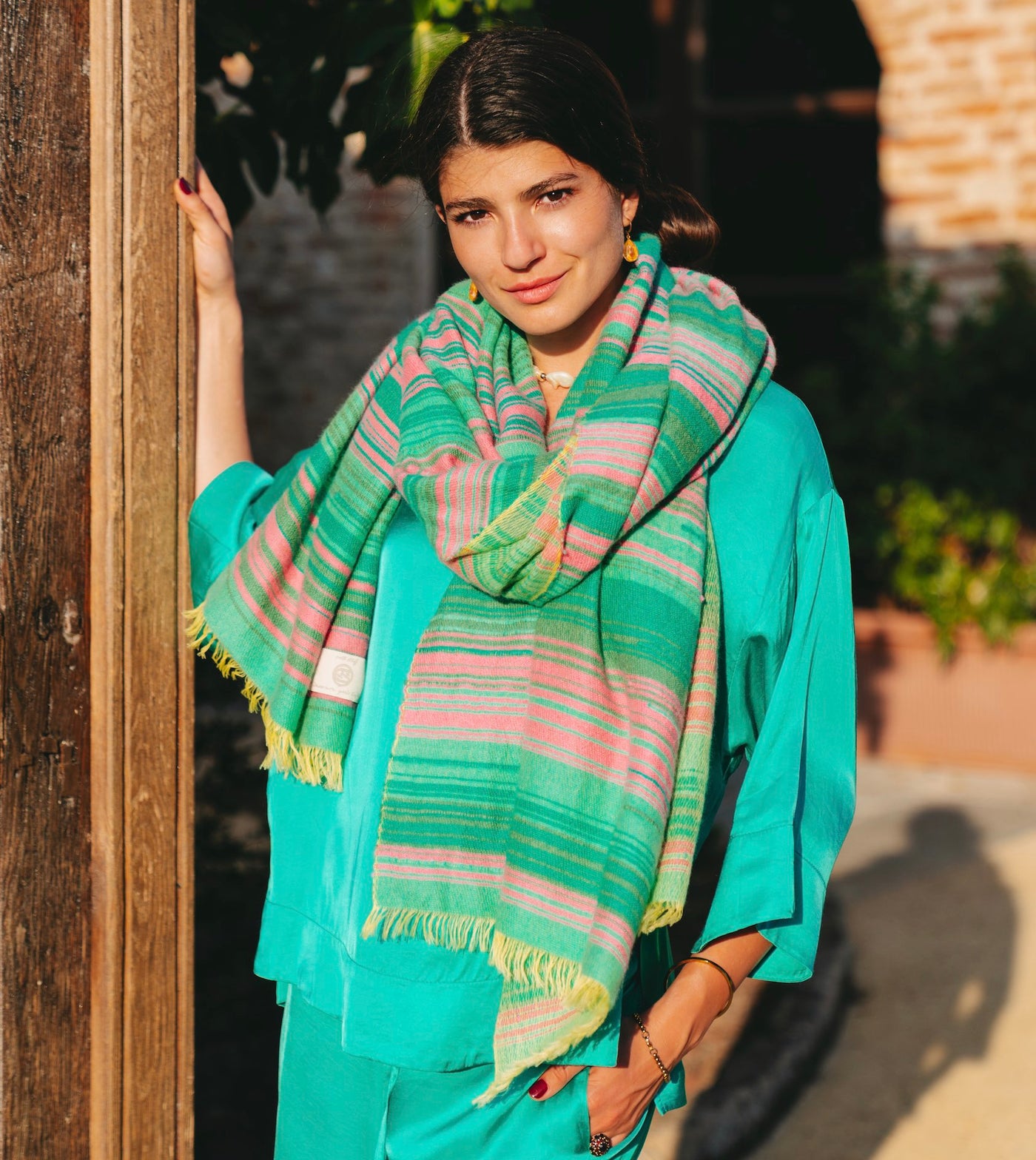 Gewebte Cashmere und Cashmere-Mix Schals