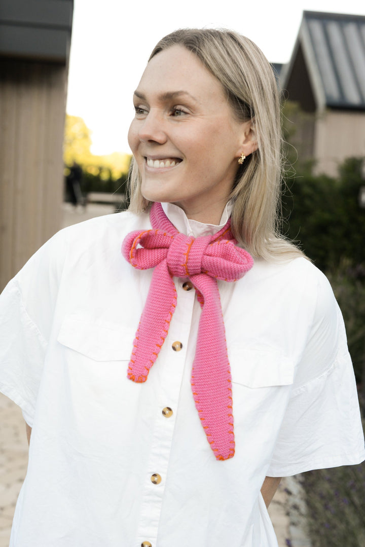 Cashmere Schal Ella-cs mit Stitching-Kante in Pink