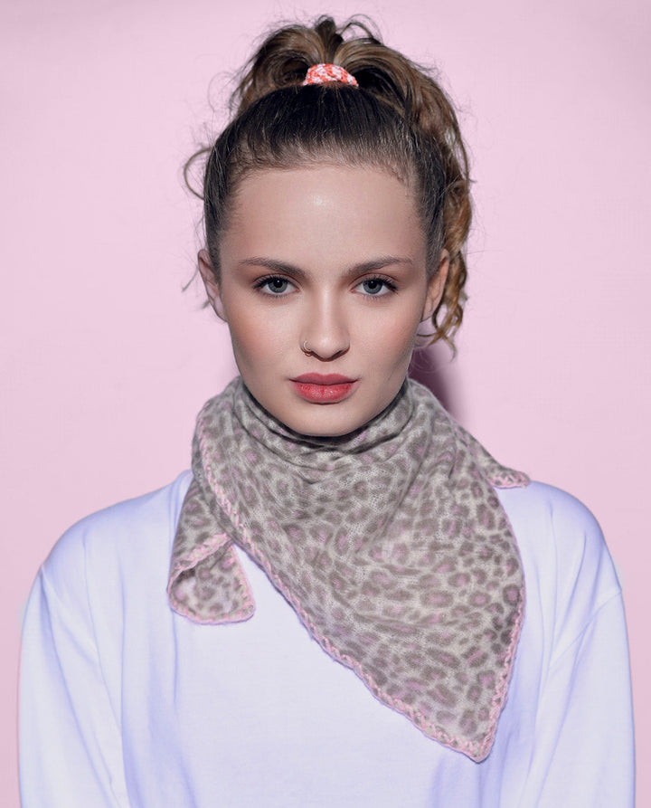 Cashmere Bandana Leo-cs mit Stitching in Taupe