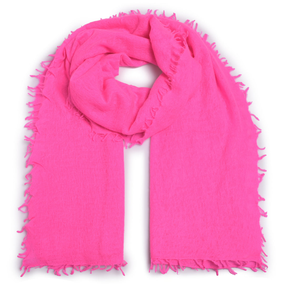 Bestseller: der Kaschmirschal Feli-cs aus 100 % Cashmere in Neonpink von cute stuff