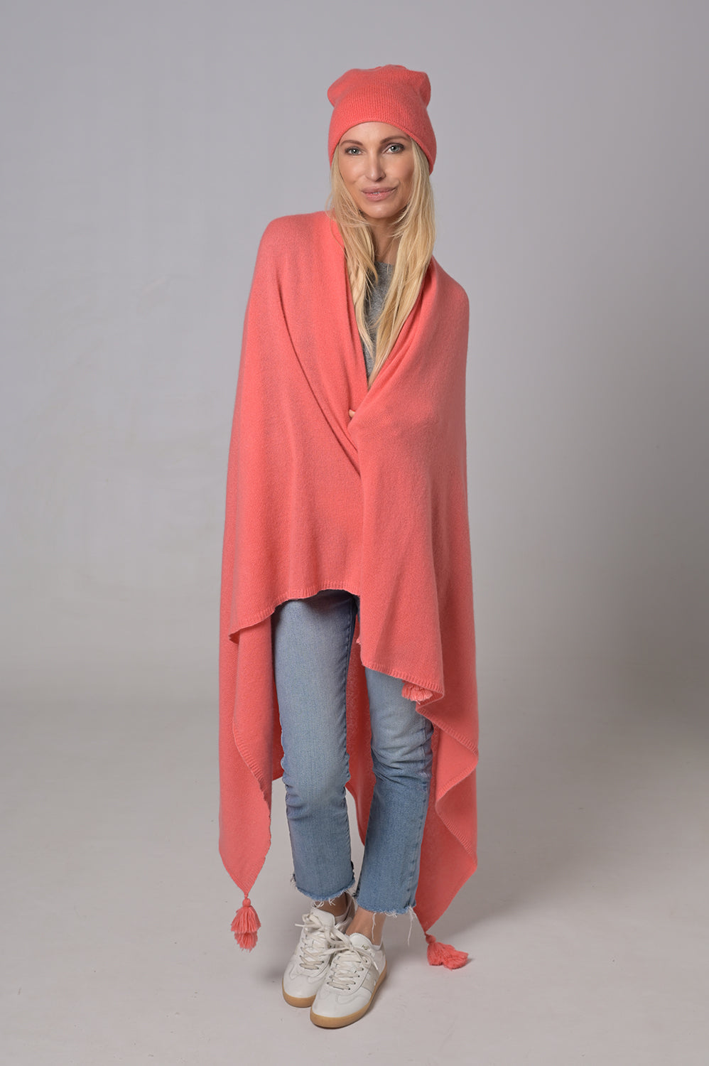 Cashmere Beanie Mia-cs in Pink Grapefruit