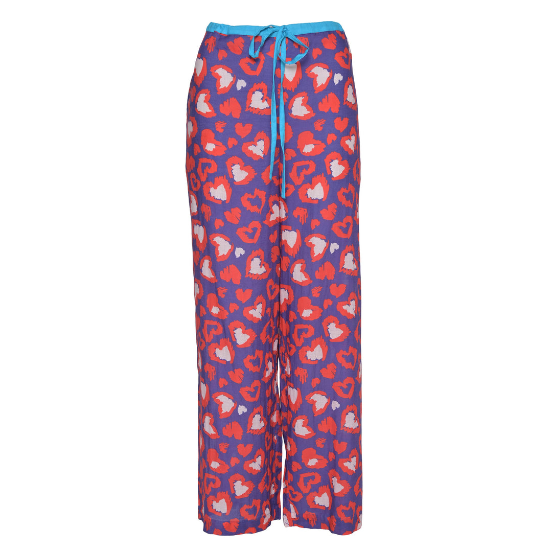 Leichte Damen Sommerhose Gracie‑cs in Blue Jeans aus 100 % Baumwolle mit Leo-Herzen‑Print, Vorderansicht