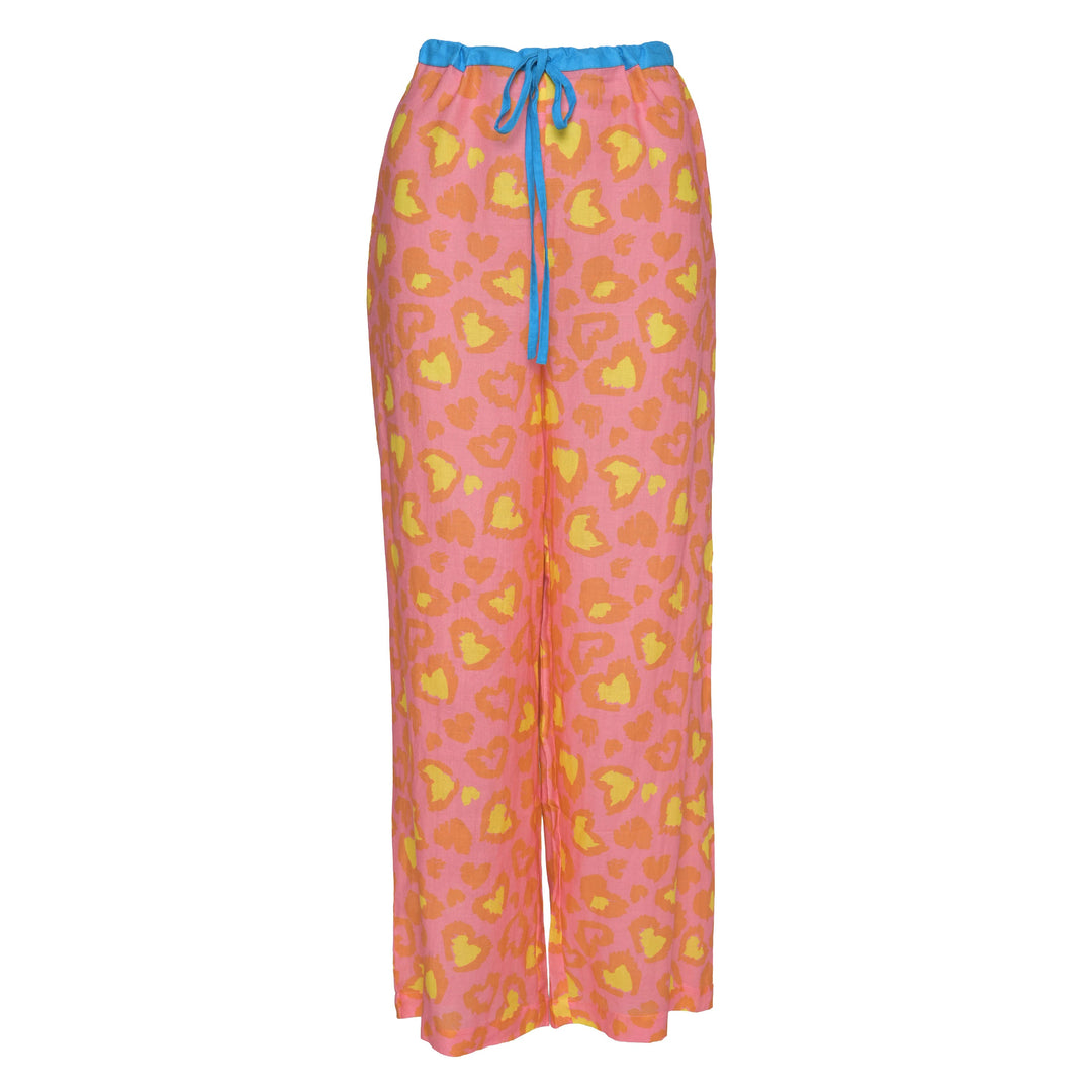Leichte Damen Sommerhose Gracie‑cs in Pink aus 100 % Baumwolle mit Leo-Herzen‑Print, Vorderansicht