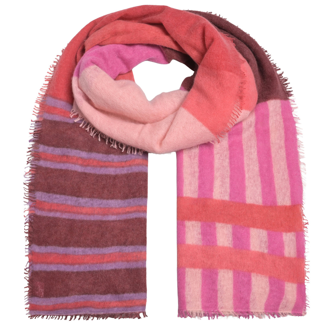 Kaschmirschal „Bibi“ aus 100 % Kaschmir mit Streifenmuster und Colorblocking in Pink, Rosa, Flieder, Rot und Weinrot von cute stuff