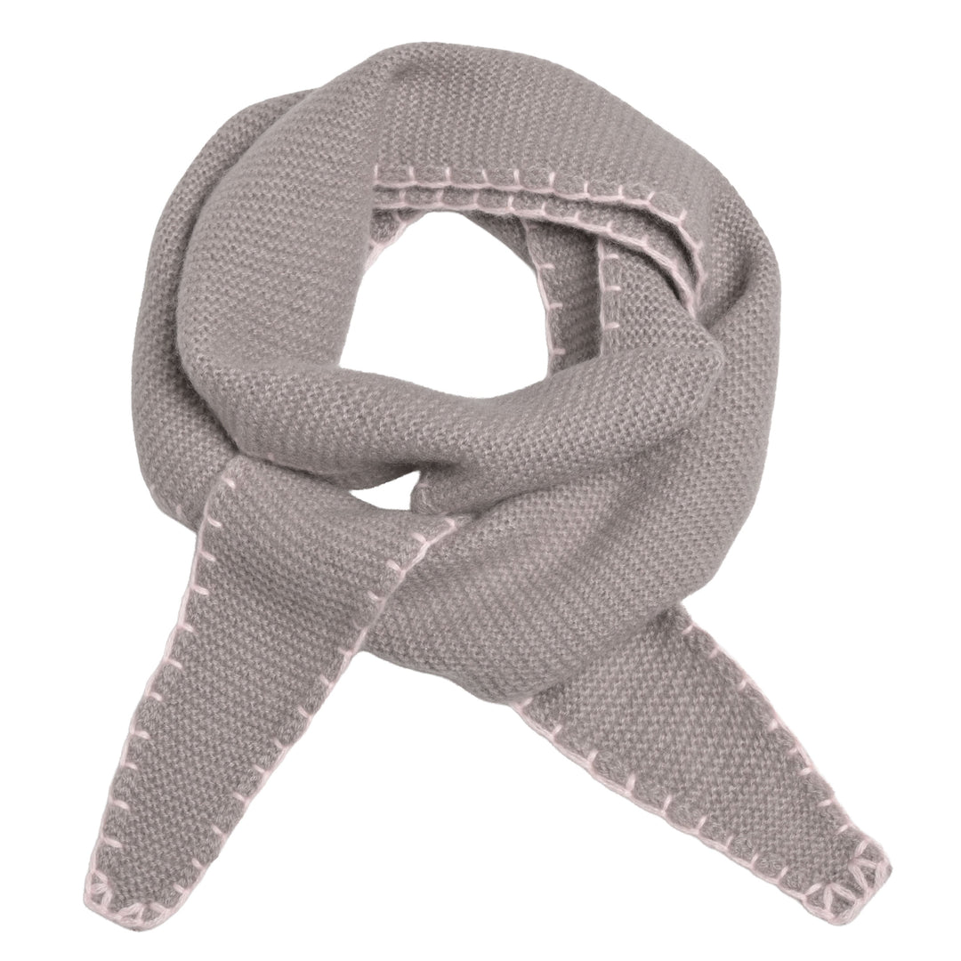 Schmaler Kaschmirschal Sofie Schal aus reinem cashmere für Damen mit Strickmuster und Stitching in der Farbe Taupe