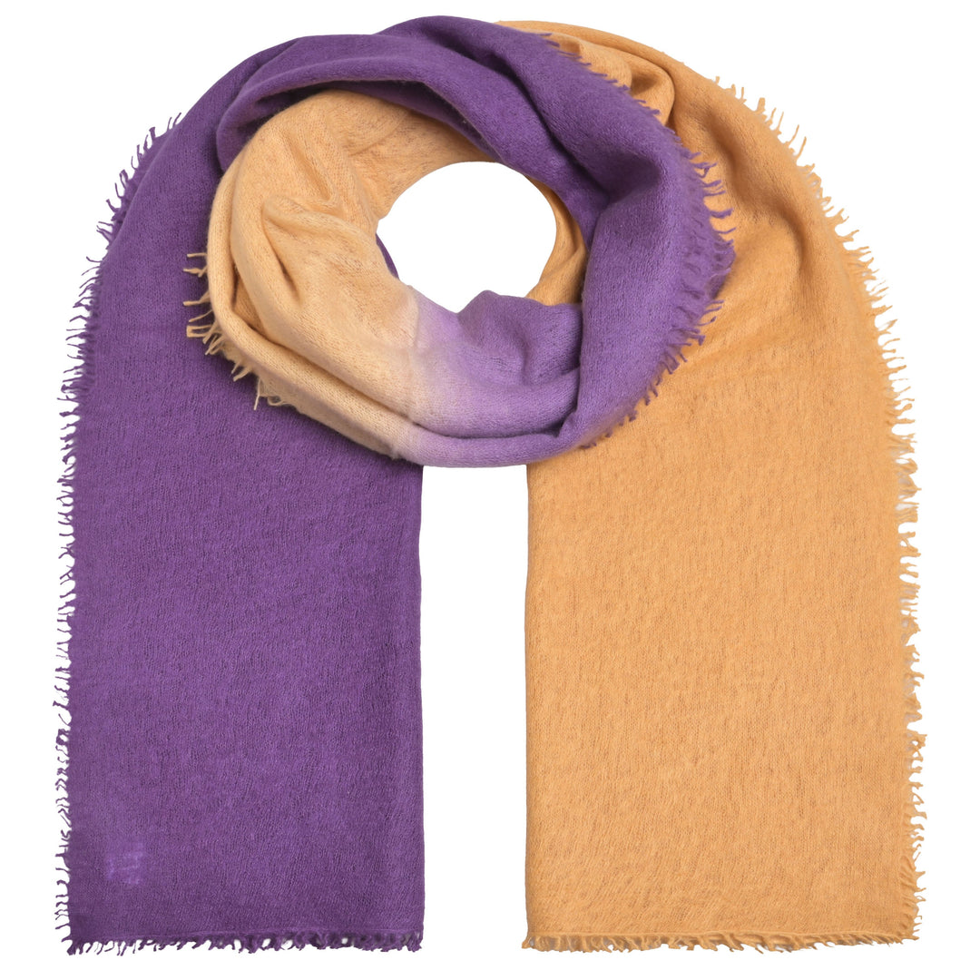 Kaschmir-Schal „Tabita“ aus 100 % Light Cashmere in Kronjuwelen mit Farbverlauf, 80 x 205 cm lang mit dezenten Fransen von cute stuff