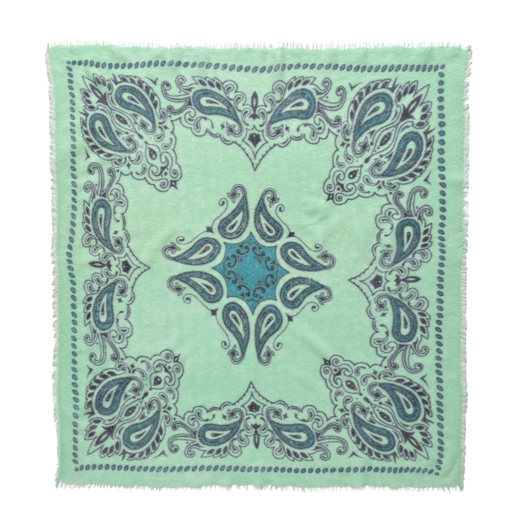 Quadratisches Bandana aus feinem Kaschmir mit Paisleydruck, handmade in Nepal, Farbe Hellgrün