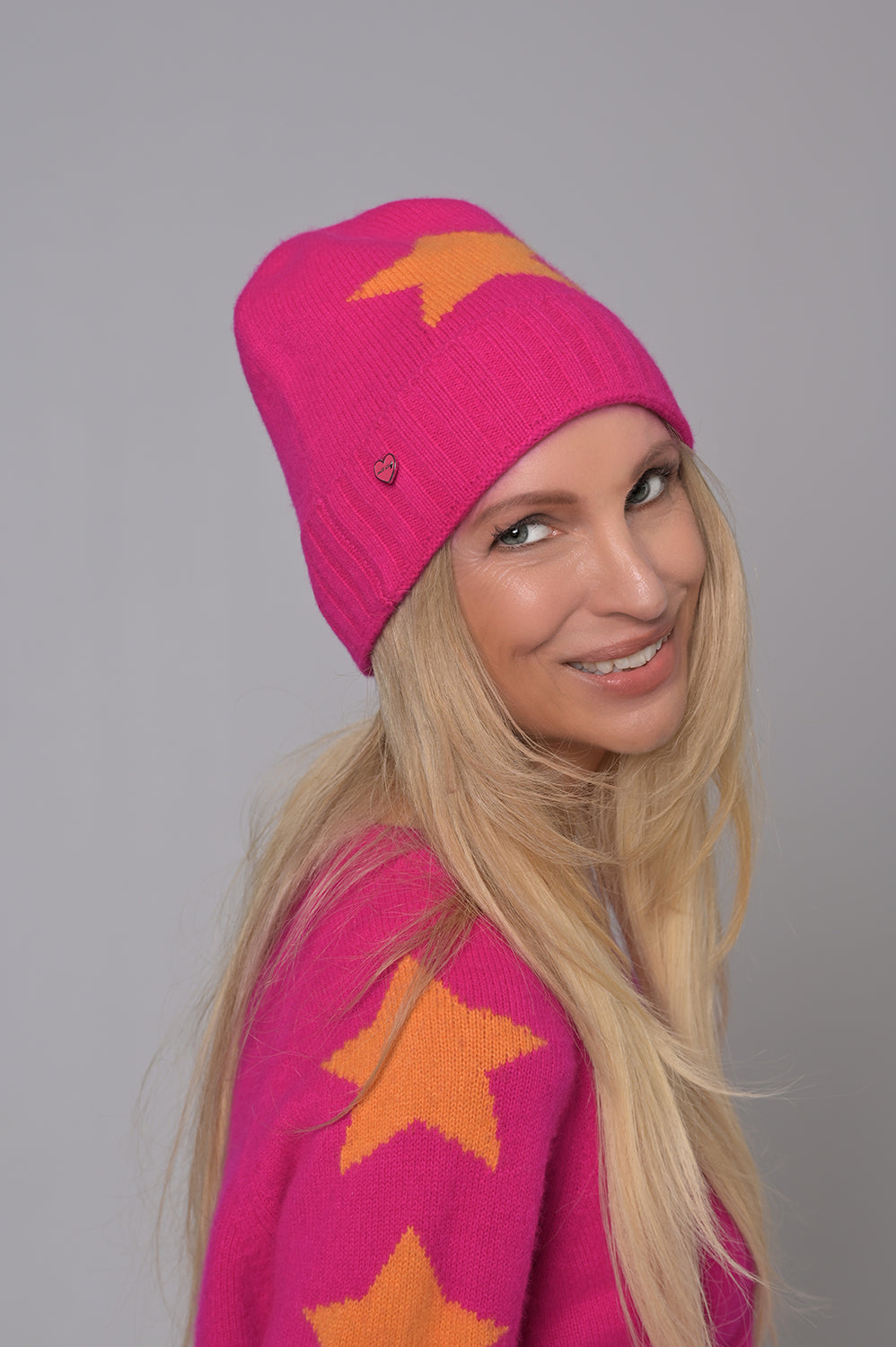 Cashmere Mütze Stars-cs in Neonpink