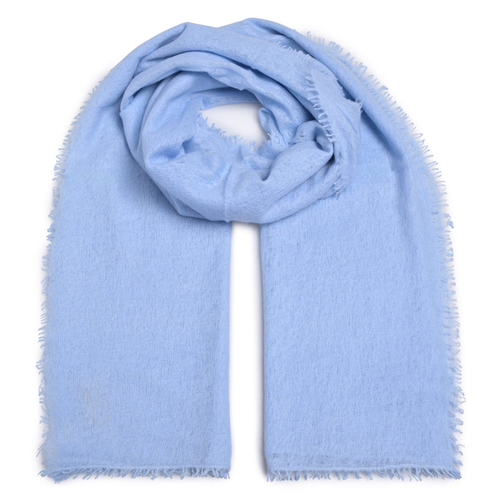Edler Kaschmirschal in der Farbe Milky Sky, ein schönes Hellblau, gefilzt und gewalked Light Cashmere von cute stuff, Produktbild