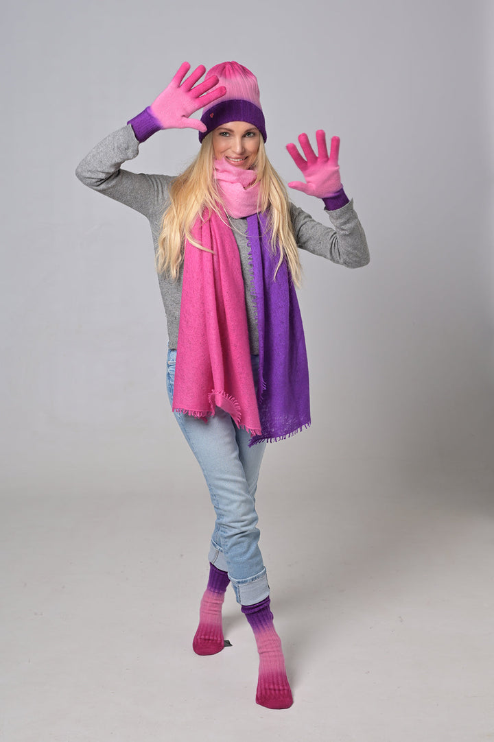 Cashmere Mütze Tabita-cs mit Farbverlauf in Bubblegum