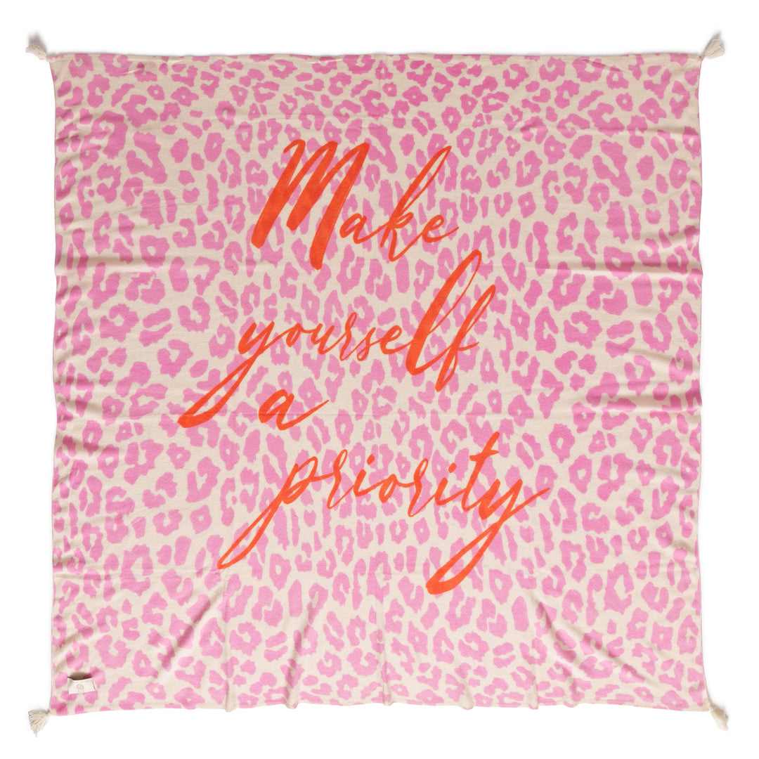 Cashmere Tuch Priority-cs in Strawberry Shake