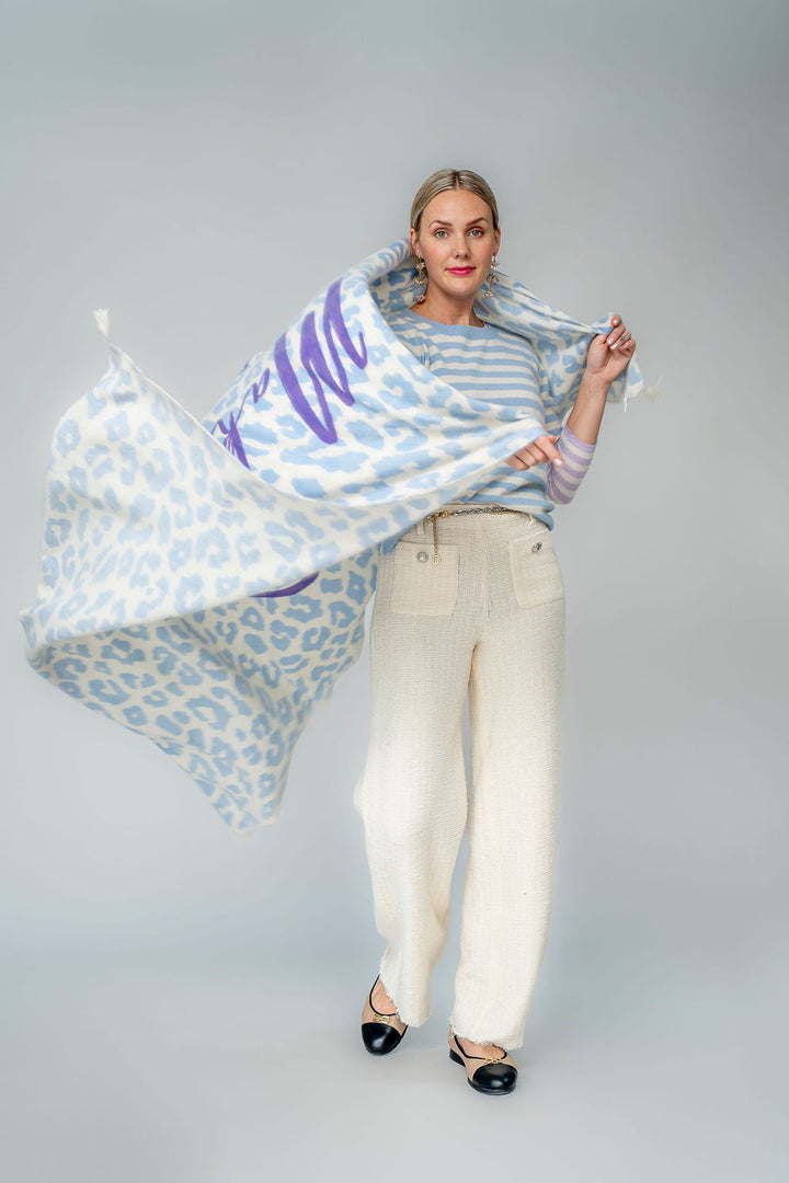 Cashmere Tuch Priority-cs in Strawberry Shake