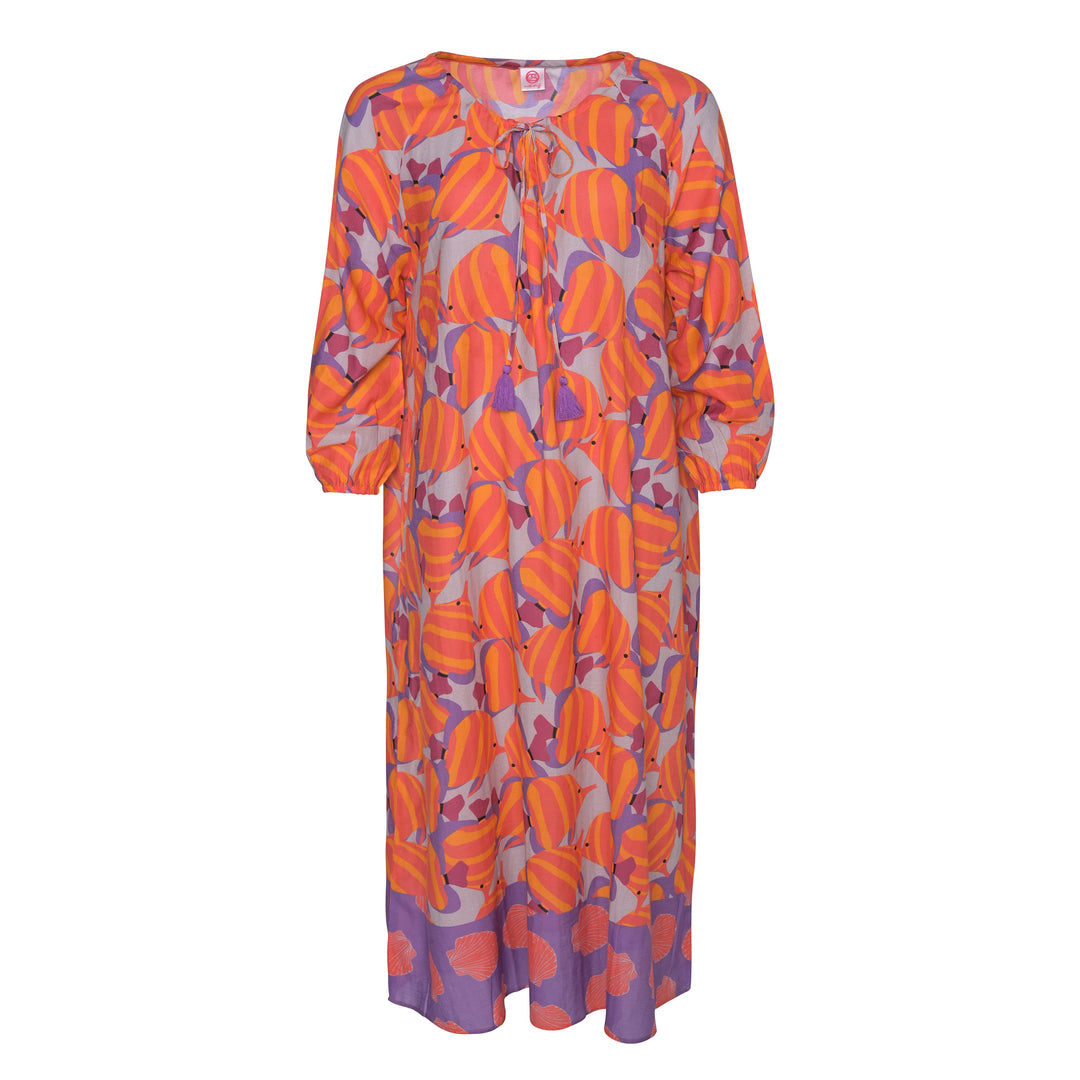 Langes Sommerkleid Megan‑cs aus 100 % Baumwolle mit maritimem Fisch‑Print in Koralle, Vorderansicht