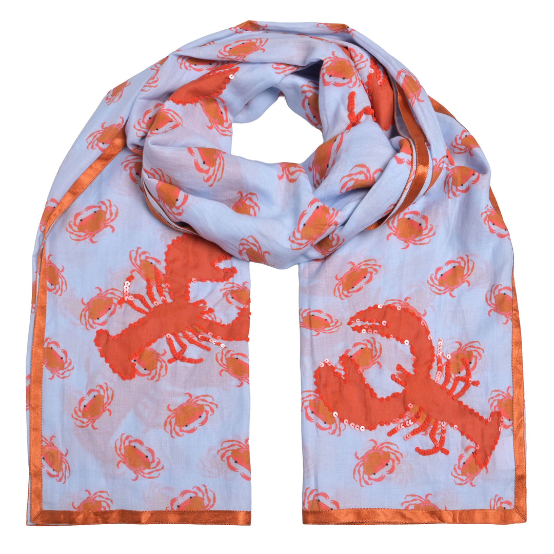 Leichter Damenschal in Hellblau mit Satin‑Piping und maritimem Print