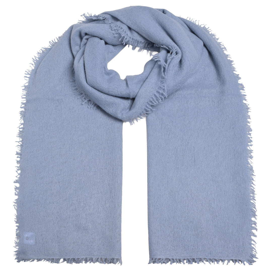 Weicher und besonders fluffiger Kaschmirschal für Damen und Herren mit Fransen von cute stuff, gestrickt und gefilzt 100% Light Cashmere in der Farbe Denim Blau