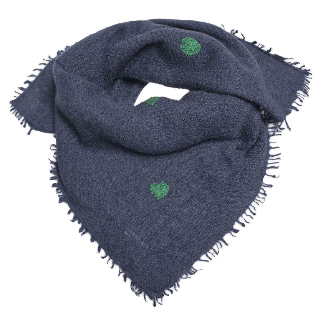 Dunkelblaues Kaschmir-Bandana aus 100 % Kaschmir mit aufgestickten Herzen in Grün, 65 x 65 cm von cute stuff