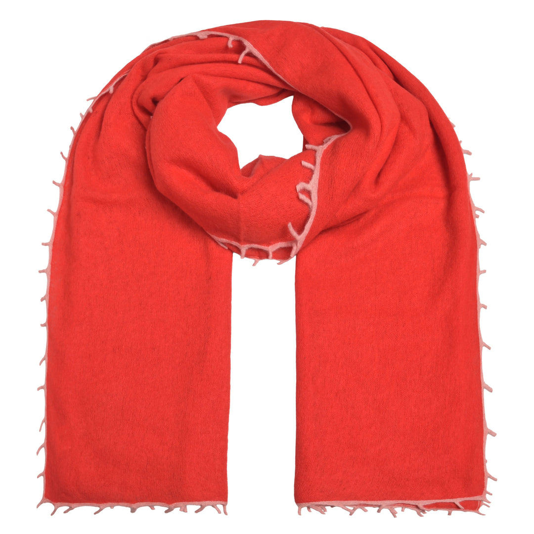 Doppelt gefilzter Light Kaschmirschal von cute stuff für Damen in leuchtendem Chilli Rot mit Kontrastfransen und Kante, weich und edel, 205 cm x 80 cm