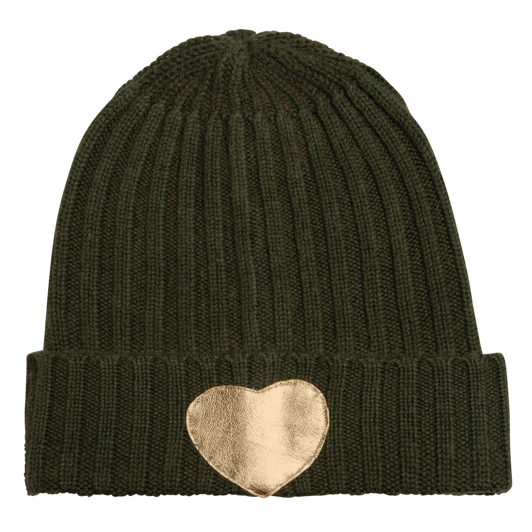 Mütze Elodie-cs mit Herz-Patch in Olivgrün Dunkel